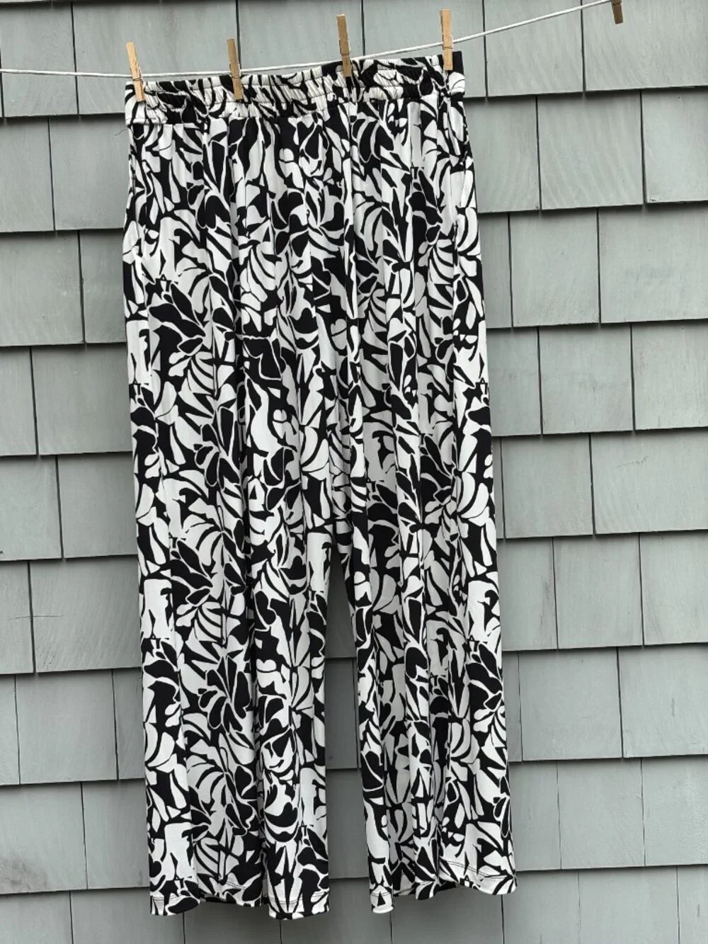 Three Dots | Black & White Leaf Print Wide-Leg Pull-On Pants | Size XL | NWT - Picture 4 of 6